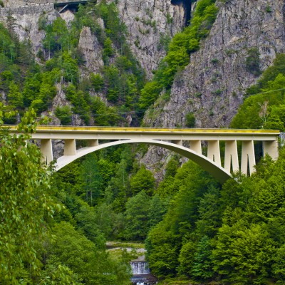 MAPEI 1 Viaduct Valea lui Stan reabilitat - Conexiuni din carbon pentru consolidarea structurilor din beton