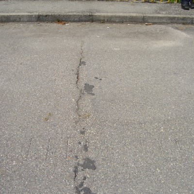 MAPEI 5 Crapaturi in asfalt in zona rost culee Curtea de Arges - Conexiuni din carbon