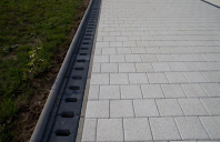 Rigole din beton compact pentru zone cu trafic pietonal  ELIS PAVAJE