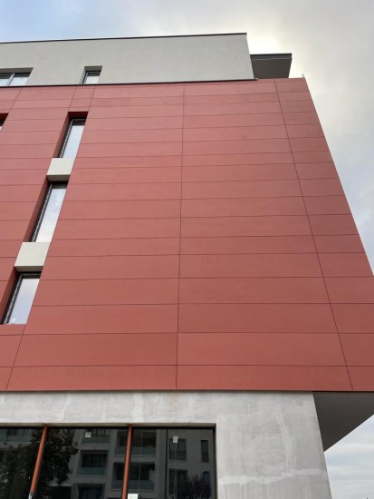 Resedinta particulara, Cluj-Napoca max Sisteme de fixare din aluminiu pentru placaje uscate exterioare
