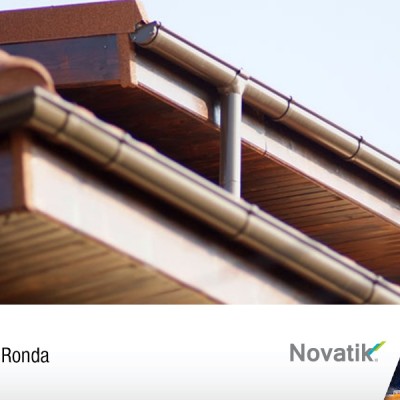 NOVATIK Novatik Ronda - sistem pluvial vazut de aproape - Jgheaburi si burlane semirotunde rectangulare pentru