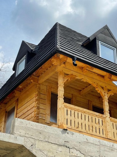 Acoperis Novatik NATURA WOOD WOOD Tigle metalice cu acoperire de roca vulcanica