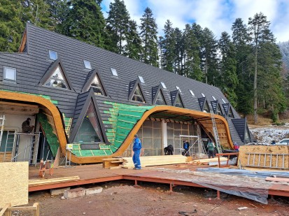 Acoperis Novatik NATURA WOOD WOOD Tigle metalice cu acoperire de roca vulcanica