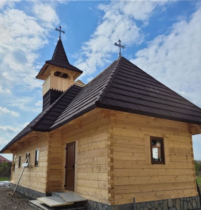 Acoperis Novatik NATURA WOOD WOOD Tigle metalice cu acoperire de roca vulcanica
