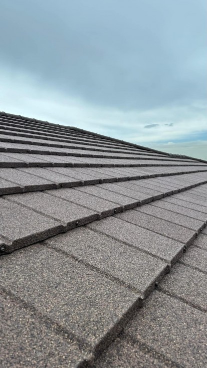 Acoperis Novatik NATURA SLATE SLATE Tigle metalice cu acoperire de roca vulcanica