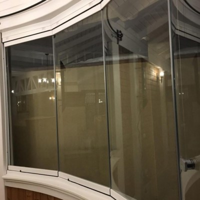 LLAZA Inchidere terasa din sticla culisant-rabatabila - vedere de aproape - Pereti si rulouri din sticla