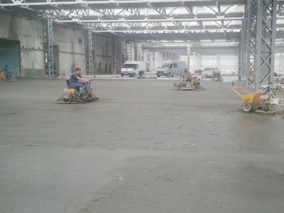 HIROS ROM Pardoseli industriale din beton elicopterizat - Pardoseli industriale din beton elicopterizat HIROS ROM