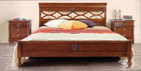 MAVIS Pat traforat nuc - Mobilier pentru dormitor din lemn masiv MAVIS