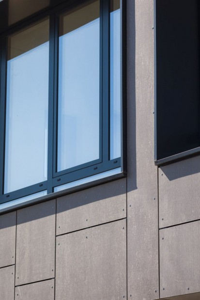 Detalii fatada ventilata a unei case moderne Unique Pro Proiect rezidential Tunari - Placi de fibrociment