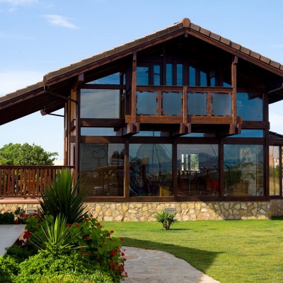DOXAR Casa Hormimader - Case pe structura de lemn masiv sau lamelar DOXAR