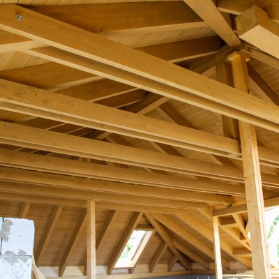 DOXAR Sarpanta molid - Sarpante din lemn masiv si lemn stratificat pentru rezidential si industrial DOXAR