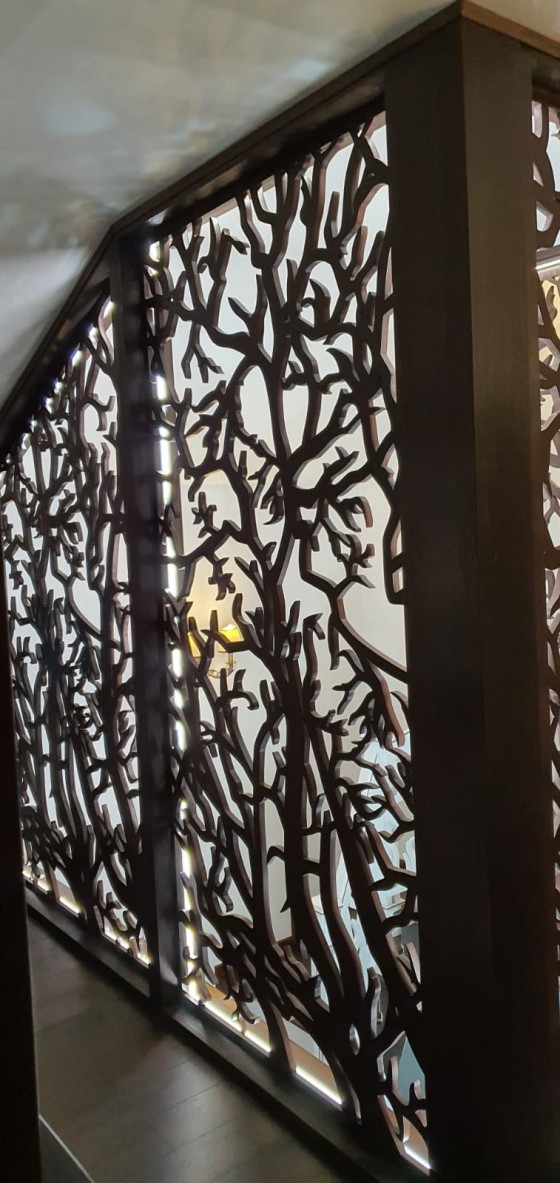 Paravane Decorative Balustrada-Paravan iluminata pana in tavan - Model Arbore 4 - Balustrade decorative din MDF