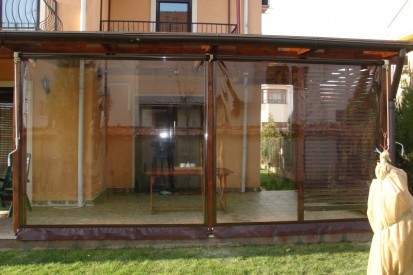Tersasa cu rulouri necasetate Rulouri transparente necasetate