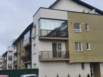 Inchidere balcon sistem glisant Referinte usi si ferestre din pvc si aluminiu