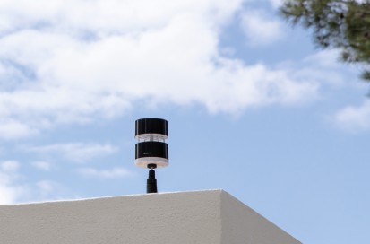 Modulul de vant amplasat pe acoperis modul vant Netatmo Modul de vant pentru statia meteo smart 
