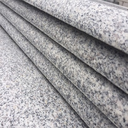 Trepte realizate din granit Silver Grey Granit