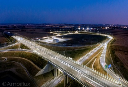 Corpuri de iluminat Ambiflux Traffic  pe Autostrada A3 Ambiflux Traffic  Corp de iluminat perimetral si parcare