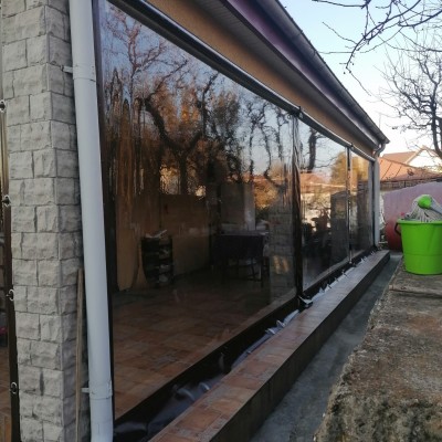 WIND Walls Inchideri terase si balcoane cu folie PVC transparenta - Inchideri terase balcoane cu folie