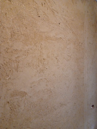 Detaliu perete cu mortarul de tencuiala Caminota Tencuiala Mortar de tencuire de argila cu paie pentru