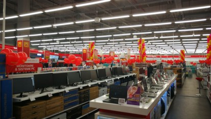 Interior supermarket - monitoare sonorizare ambientala supermarket (200-300 m²) Sisteme sonorizare si digital signage