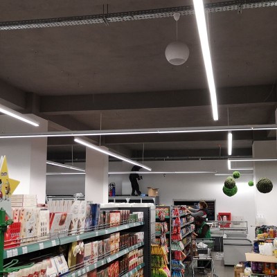 ECLER Interior supermarket - dulciuri - Sisteme sonorizare si digital signage pentru spatii comerciale si farmacii