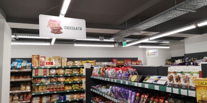 Raion dulciuri sonorizare ambientala supermarket (200-300 m²) Sisteme sonorizare si digital signage
