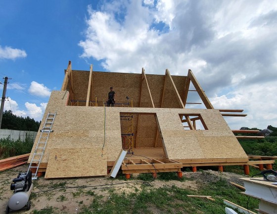 AMBIOSIS Constructie casa pe structura de lemn tip A-Frame - Case pe structura de lemn tip