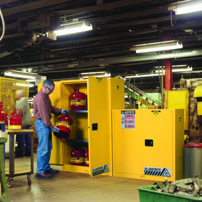 Justrite Dulap de siguranță pentru substanțe inflamabile - galben - Mobilier industrial metalic pentru spatii industriale