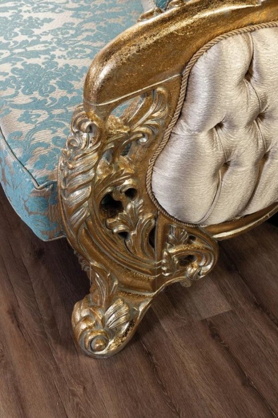 GV Beauty Store Detalii maner - Canapele moderne si clasice din lemn masiv pentru amenajari de