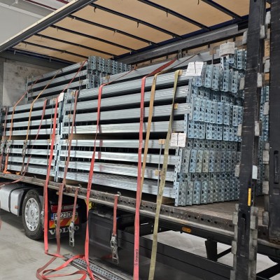 iMetal Rafturi metalice - Rafturi metalice noi si second hand pentru depozite, hale, fabrici iMetal