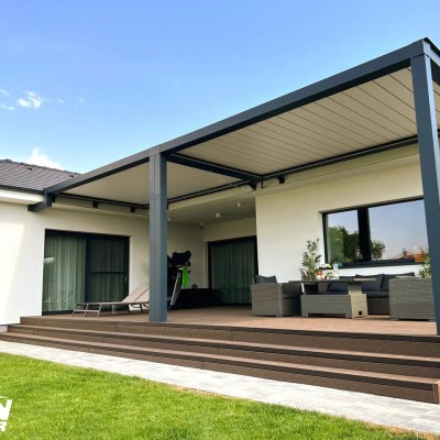 SUN LEADER Pergola SunLeader - Pergole retractabile pentru acasa, terase, restaurante SUN LEADER