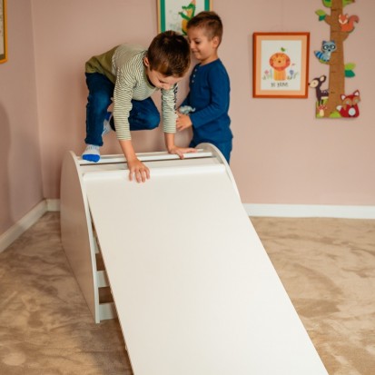 Balansoar Montessori cu tobogan Balansoar Montessori cu tobogan