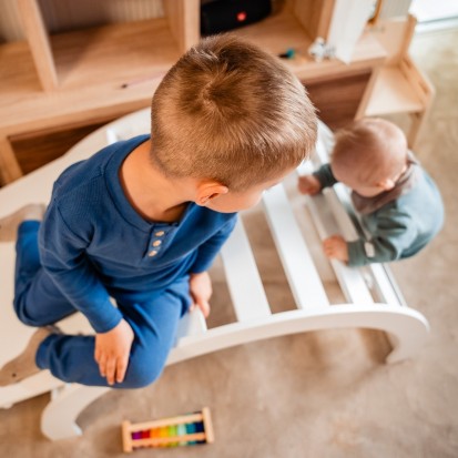 Balansoar Montessori cu tobogan Balansoar Montessori cu tobogan