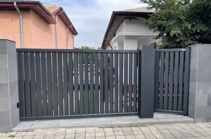 Gard din aluminiu Porti si garduri din aluminiu pentru imprejmuri exterioare