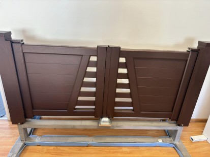 Porti din aluminiu Porti si garduri din aluminiu pentru imprejmuri exterioare