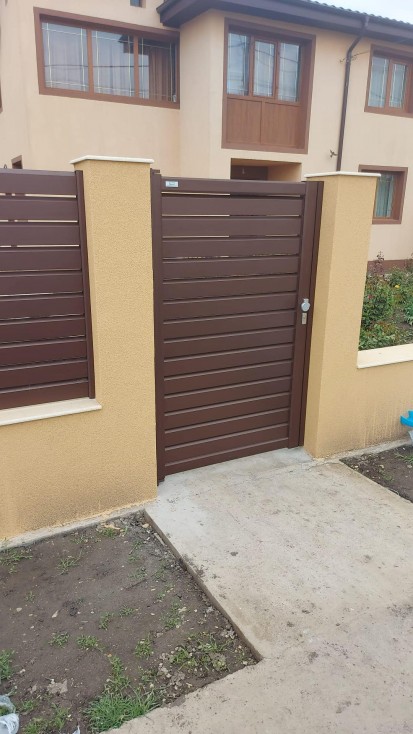 Gard si poarta din aluminiu Porti si garduri din aluminiu pentru imprejmuri exterioare