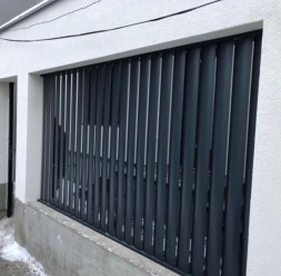 Porti si garduri din aluminiu pentru imprejmuri exterioare SABITERM