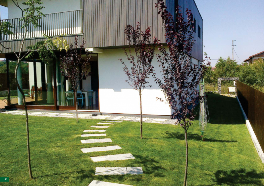 Pagina 42 - Catalog peisagistica rezidentiala si comerciala ECO GARDEN CONSTRUCT Catalog, brosura...