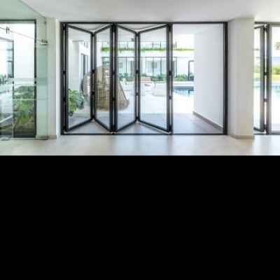 BATI-AL  Sistem Armonica - Usi din aluminiu pentru cladiri de birouri sau rezidentiale BATI-AL 