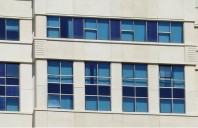 Sticla colorata, reflectiva pentru control solar BATI-AL 