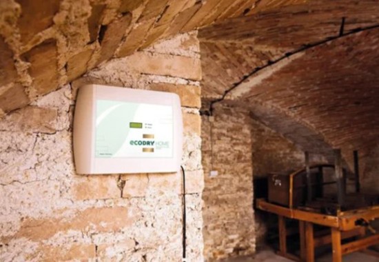 Sistem de dezumidificare si anti-igrasie pentru cladiri vechi, de patrimoniu eco DRY