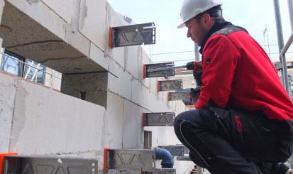 Consola de inox pentru fatade ventilate CROSSFIX Crossfix&reg; Consola de inox pentru fatade ventilate