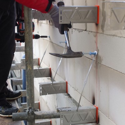 EJOT Consola de inox pentru fatade ventilate CROSSFIX - Sisteme de fixare pentru fatade ventilate (VHF)