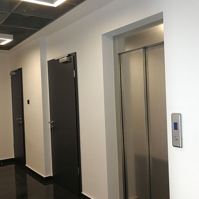 ELMAS Usa cabina ascensor placata cu inox - Ascensoare panoramice, electrice sau hidraulice ELMAS