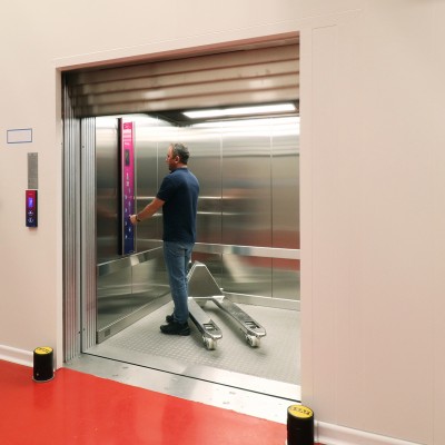 ELMAS Ascensor pentru industria alimentara - Ascensoare, platforme pentru marfa ELMAS