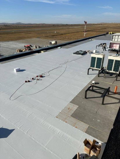 Hidroizolatie terasa dotata cu panouri fotovoltaice (4) Termoizolatii din spuma poliuretanica (PIR) pentru constructii