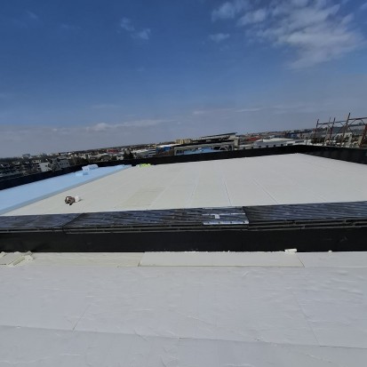 Terasa circulabila termoizolata cu placi pir KP Thermotop (1) Termoizolatii din spuma poliuretanica (PIR) pentru constructii