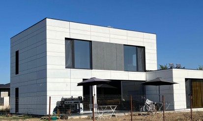 THERMOTOP PLACI PIR Fatada ventilaata  (8) Termoizolatii din spuma poliuretanica (PIR) pentru constructii