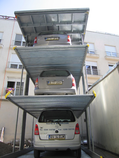 Parklift 463 Bucuresti - cu 3 autoturisme detaliu Sistem de parcare - Cladire de birouri -