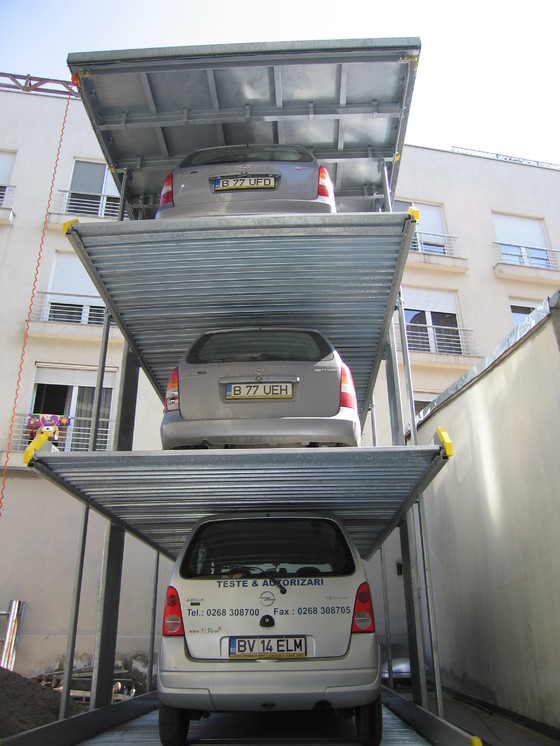 WÖHR Parklift 463 Bucuresti - cu 3 autoturisme, detaliu - Sisteme de parcare auto WÖHR
